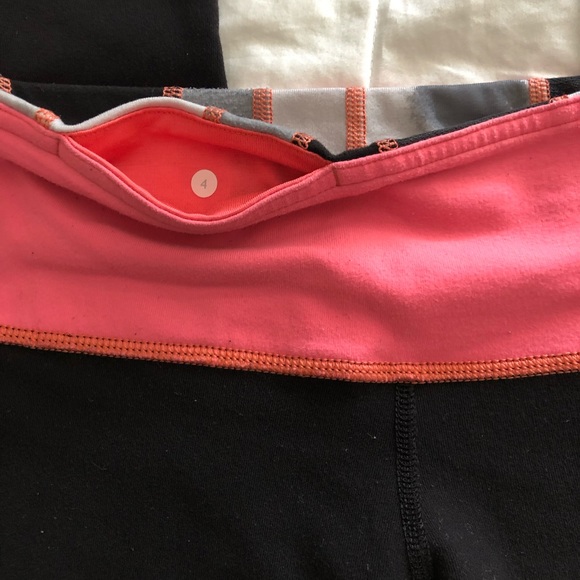 Wunder Under Crop *reversible - Picture 5 of 8